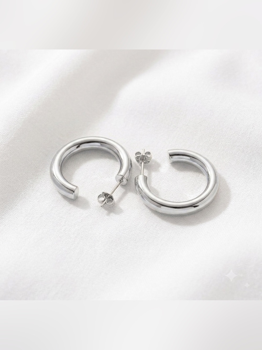 Silver plated women’s 30mm hoop earrings hypoallergenic - Picture 3 of 4